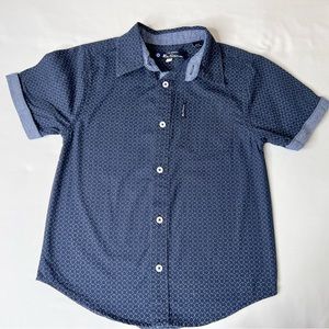Boys Button down shirt size 6